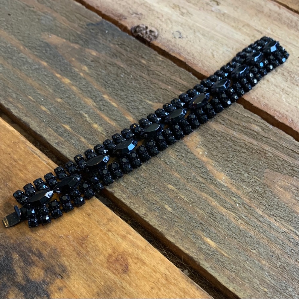Vintage Weiss Black Rhinestone Women’s Bracelet